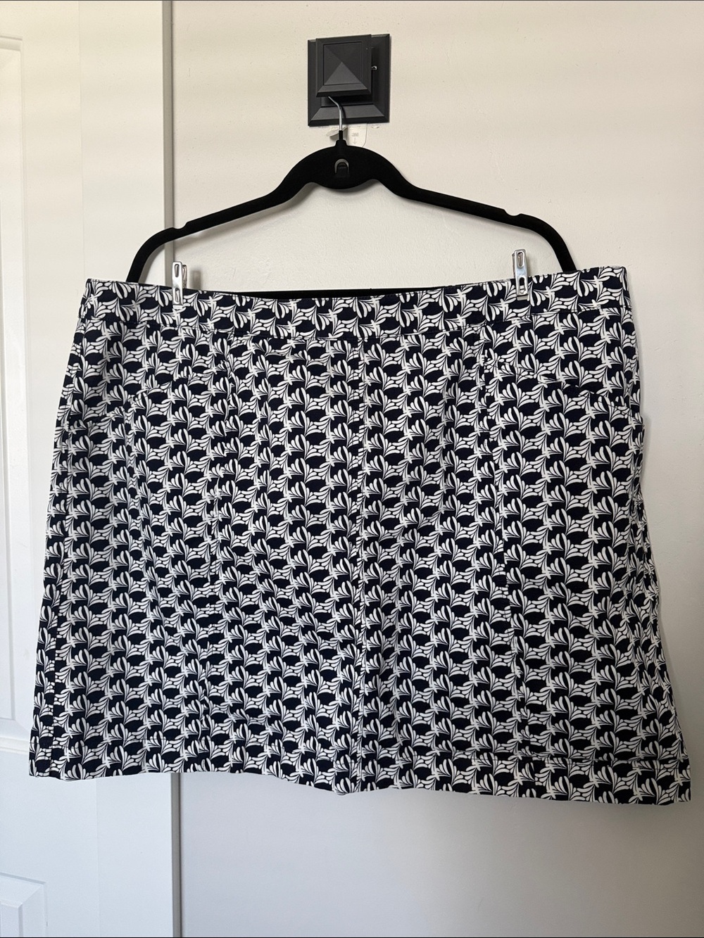 Boden Navy and White Mini Skirt with Geometric Leaf Print
